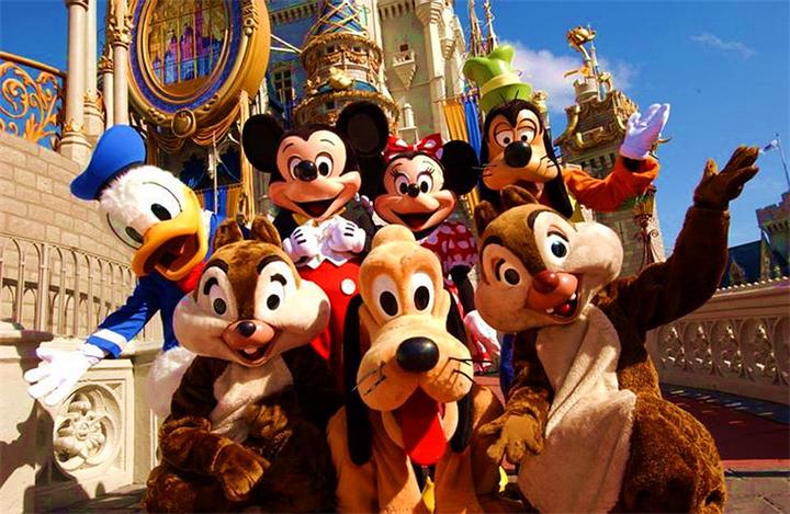 Be a kid for one day in Disneyland Paris