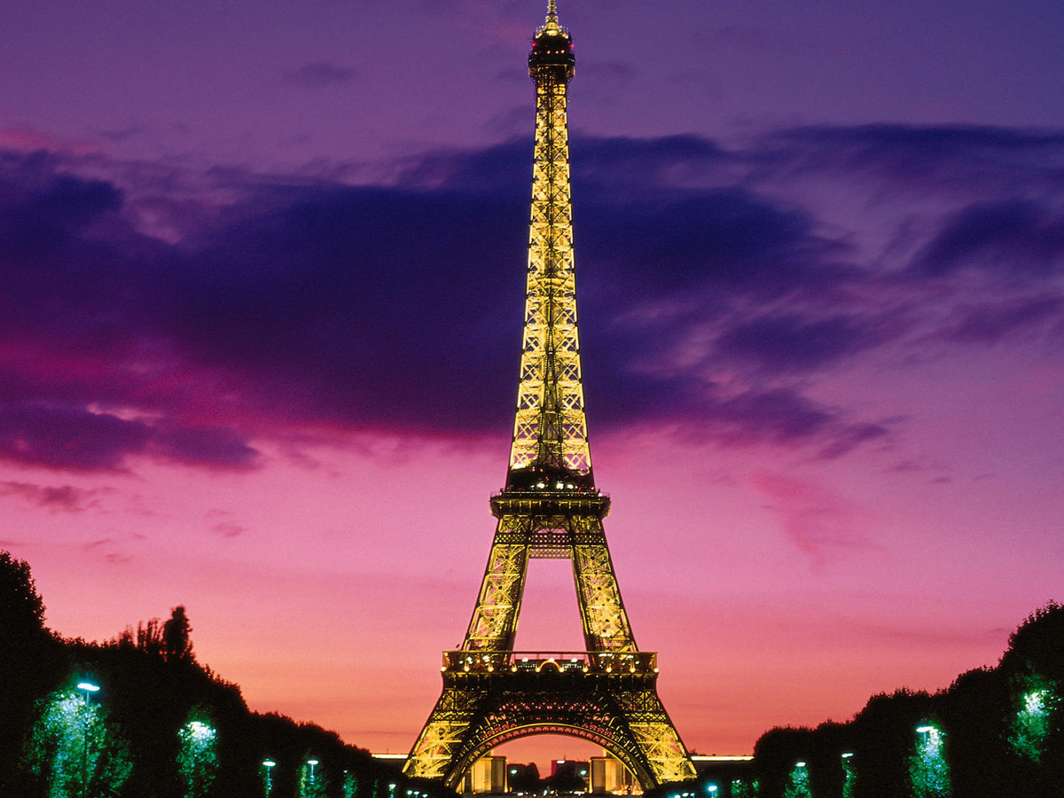 Will the Eiffel tower be blue or pink now?